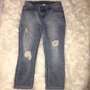 Distressed boyfriend jeans